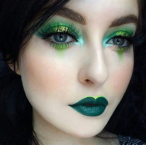 Cordelia 💋 Phyrra.net on Instagram: "Beautiful inspiration! repost from