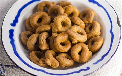 Taralli: Italian Snack Crackers [Vegan] | One Green Planet