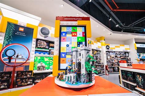 A Personaliza O Da Lego A Lingerie Ic Nica Da Victorias Secret E A Tecnologia Da Zara