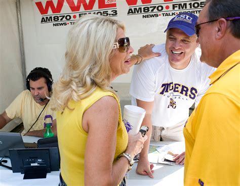 Bobby Hebert, Former Saint, Puts Outsize Imprint on Radio - The New