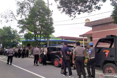 Ini Keterangan Saksi Ledakan Bom Bunuh Diri Di Polrestabes Medan