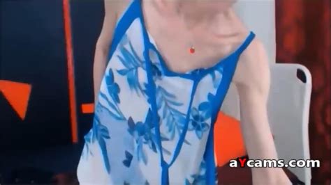 Skinny Sexy Mature Shows Off On Webcam