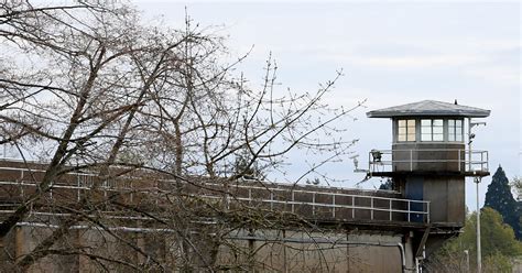 60-inmate fight leads to Oregon State Penitentiary lockdown