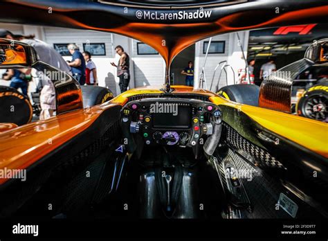 Cockpit volant hi-res stock photography and images - Alamy