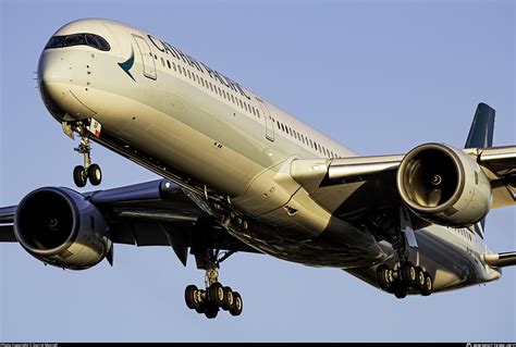 B Lxf Cathay Pacific Airbus A Photo By Darryl Morrell Id