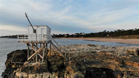 Le Sentier Des Douaniers De Vaux Sur Mer Saint Palais Guide De