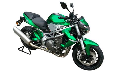 Vuelve la Benelli TNT 899 así será la naked más grande de la marca