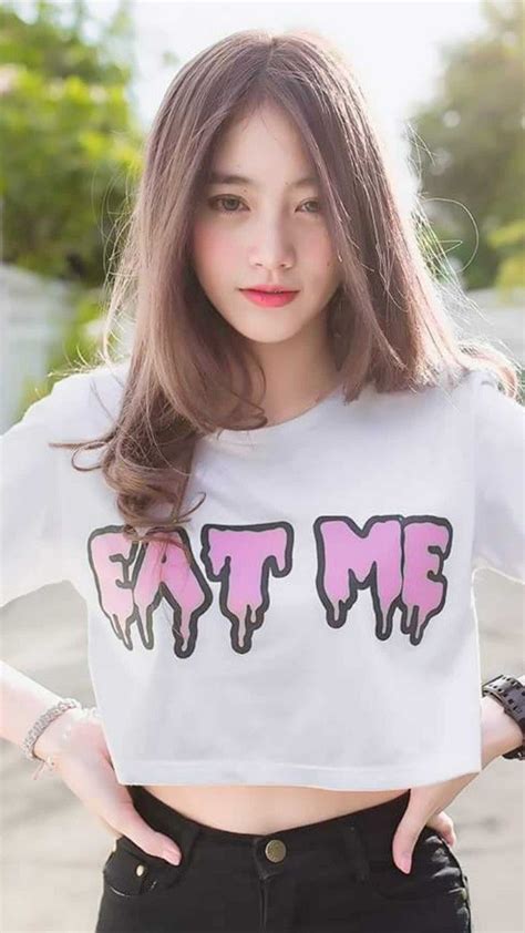 可愛い女の子がチンコを雑にゴシゴシ手コキしちゃうエロgif画像 枚 次エロ画像 エロ画像 My XXX Hot Girl