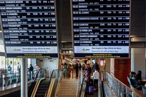 Ecobolsa Los Aeropuertos De Aena Baten R Cord De Pasajeros En Agosto