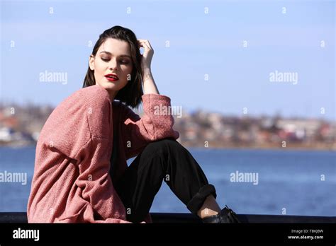 Dark Hair Female Bridge Hi Res Stock Photography And Images Alamy