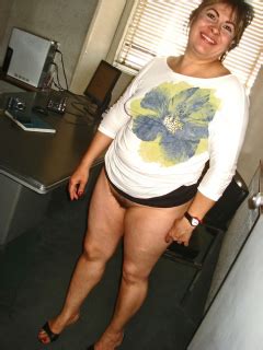 Latina Slut Secretary Photos At DrTuber