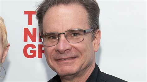 The Heartbreaking Death Of Newhart Star Peter Scolari