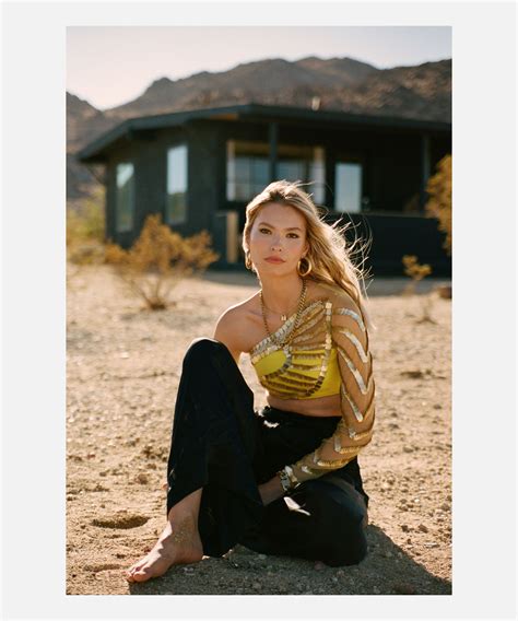 Darina | www.celestineagency.com