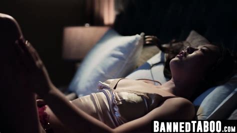 Lulu Chu Shares Slimthick Vic And Hung Friend In Wild Lesbian Night