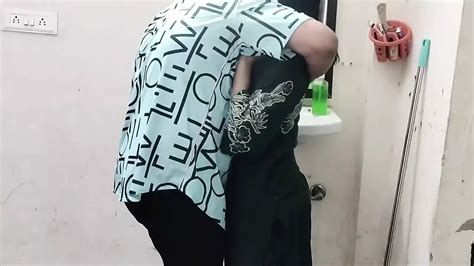 College Girl Ko Saman Dene Ke Bahane Pel Diya Asian Porn Feat Sexy Priya Xhamster