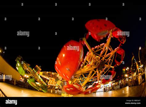 Amusementpark Ride Toronto Ontario Canada Stock Photo Alamy