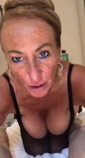 Mature Beauty Facial Cumshot Screenshot Porn Pic