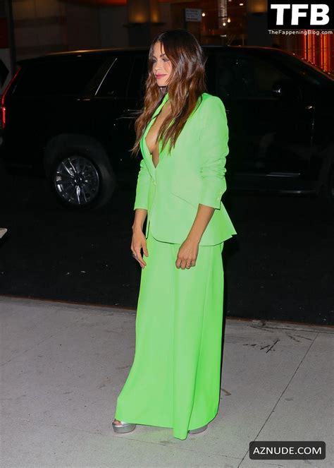 Jenna Dewan Tatum Sexy Seen Braless Showcasing Her Hot Cleavage In NYC AZNude