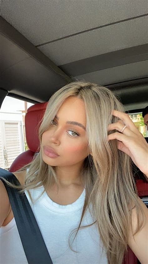 Pin By L On Makeup Looks Blonde Hair With Roots Light Hair Blonde Hair Inspiration