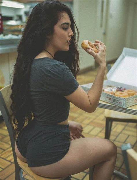 Sweet Tooth Porn Pic