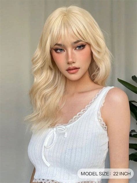 Long Wavy Blonde Synthetic Wigs Platinum Daily Natural Hair Wigs With Bangs Cosplay Wig For