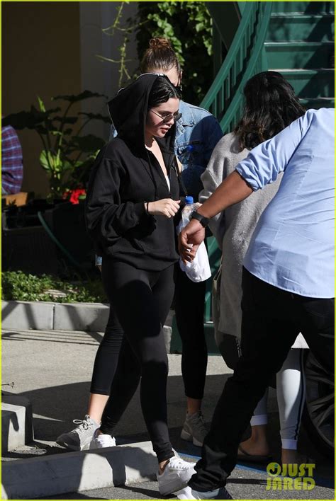 Selena Gomez Heads To Hot Pilates Class After Her IHeartRadio Music Award Nomination Photo