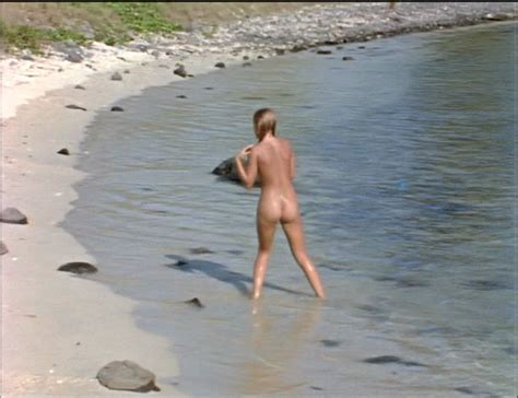 Véronique Jannot nude pics page