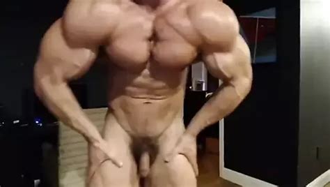 Massive Muscle Hunk And Bodybuilders Nude Posing And Flexing Gay Bareback Bareback Porn XHamster
