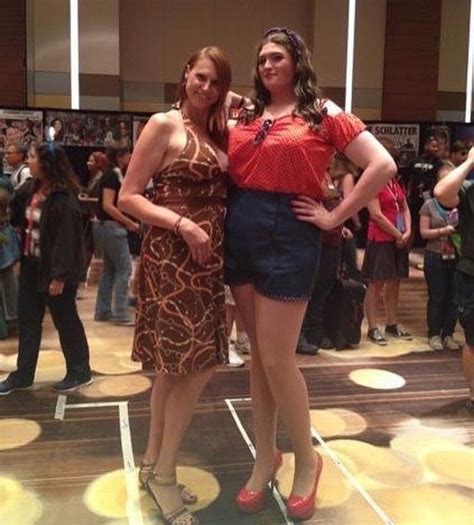 Tall People Giant People Big And Beautiful Beautiful Women Amazon Girl Bbw Sexy Muscle