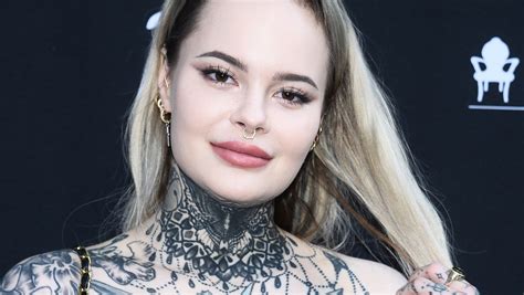 Monika Miller Kusi Cia Em W Bikini Na Sam Widok Robi Si Gor Co Plejada Pl