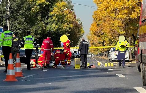 B Breaking Accident Grav Pe Splaiul Unirii Doi Pietoni Au Fost