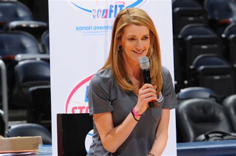 Atlanta Dream co-owner Kelly Loeffler accused of insider trading - Swish Appeal