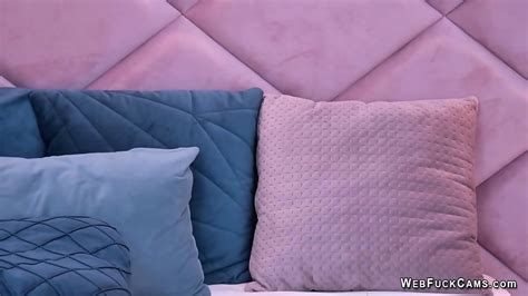 Busty Blonde In Fishnets Masturbates On Solo Webcam Show