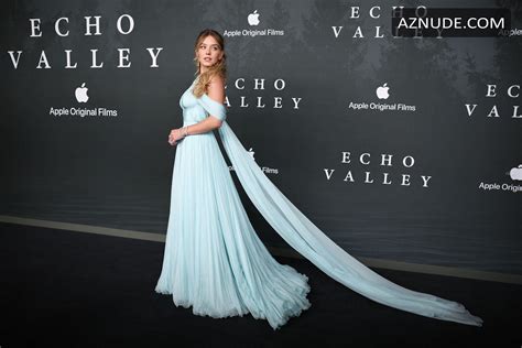 Sydney Sweeney Sexy Shows Off Her Hot Boobs In A Sensational Blue Dress At The Echo Valley