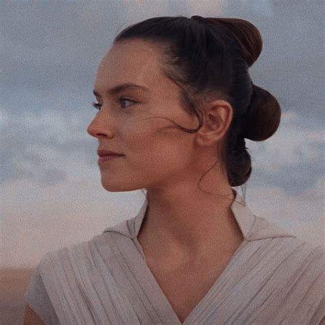 Pin By Kat On Star Wars People Rey Star Wars Star Wars Icons Star