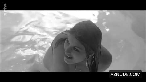 Left Foot Right Foot Nude Scenes Aznude