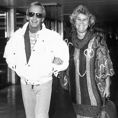 After Acknowledging Differences, Paul Hogan Got Back With Former Wife