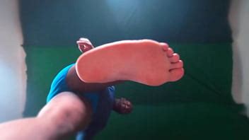 Angry Giant Stomps You XVIDEOS