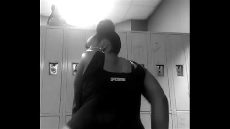 Sexy Stripper Twerks Culo Gordo XVIDEOS