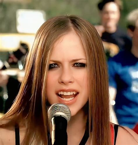 Avril Lavigne Complicated MV Avril Lavigne Avril Lavigne 2002 Avril