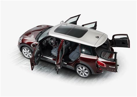 Mini Dezeen Hot List