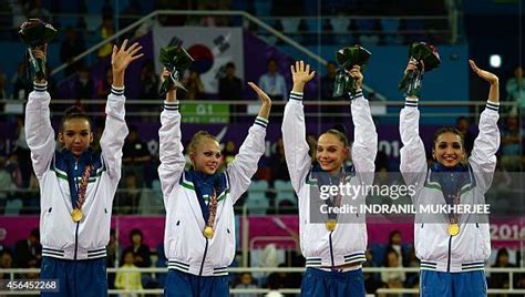 Elizaveta Nazarenkova Photos And Premium High Res Pictures Getty Images