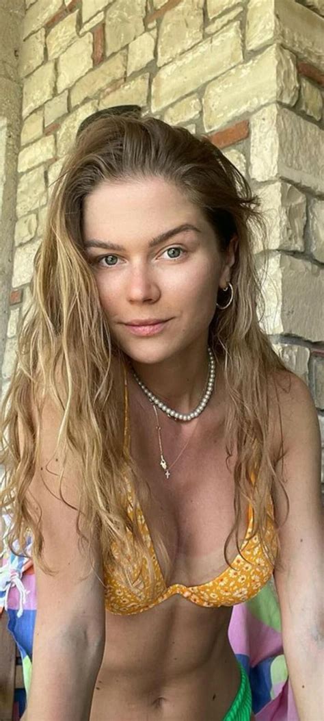 Lizi Asmr Lizequalsasmr Nude OnlyFans Leaks Photos TubeZZZ Porn Photos