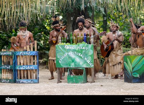 ekasup cultural village port vila vanuatu Stock Photo - Alamy