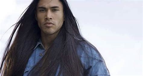 Cabelo De Índio Masculino - Estilos De Cabelo Indiano