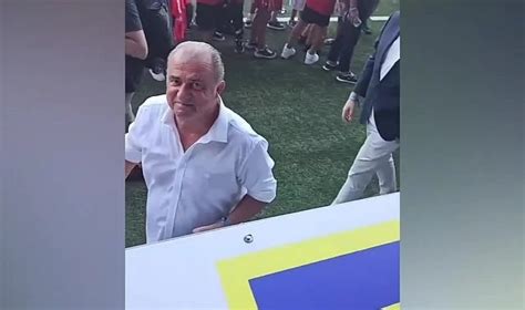 Fatih Terim Seni Milli Tak Ma Geri Istiyoruz Diye Seslenen Taraftara