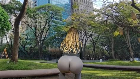 Big Bubble Butt Public Flashing Austrian Shemale Big Ass Porn XHamster