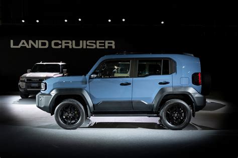 toyota land cruiser fj baby suv    roader  american