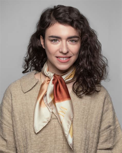 Oval Nude Scarf Iliya