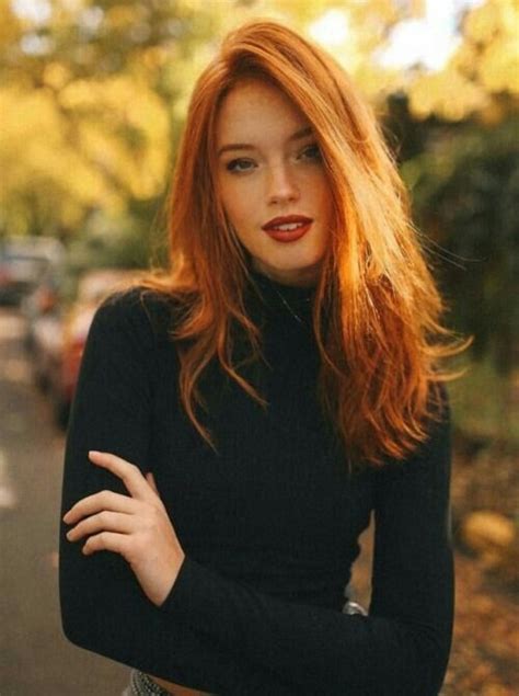 Pin By Kίττyτλɱεર 2 0 ™ On DƐѴĪĿĪsĤĿy R€d H⭕t ⭕n T⭕p ™ Beautiful Red Hair Red Haired Beauty